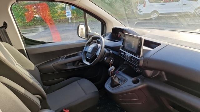 Peugeot Partner image 7