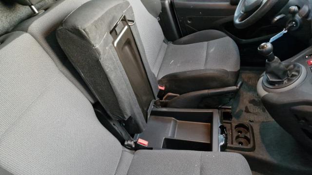 Peugeot Partner image 8