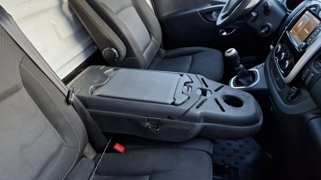 Renault Trafic image 3