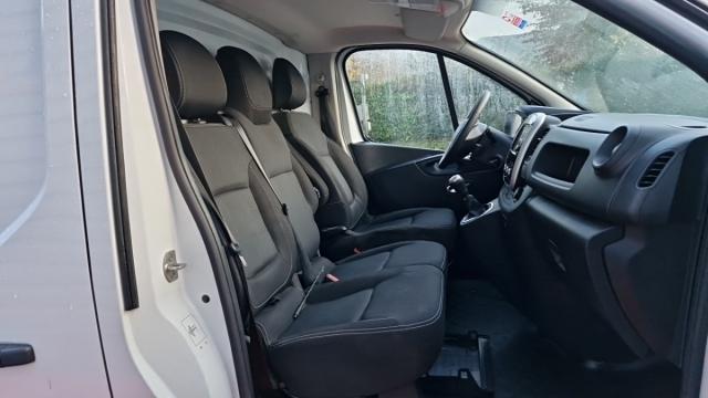 Renault Trafic image 6