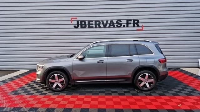 Mercedes Benz Glb image 9