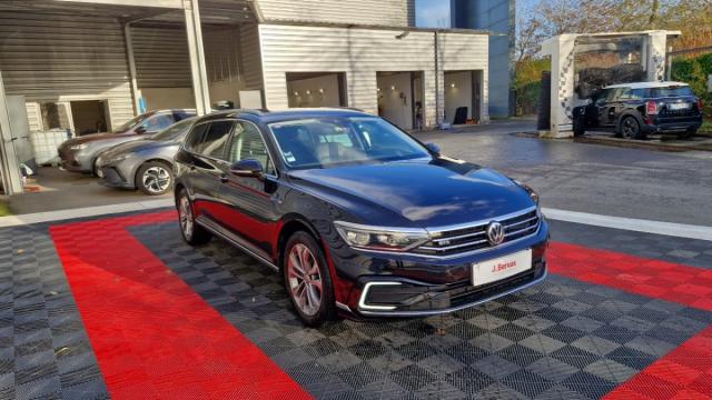 Volkswagen Passat Sw image 8