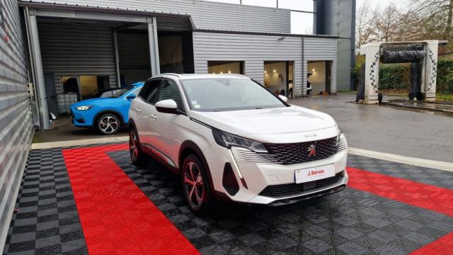 Peugeot 3008 image 1