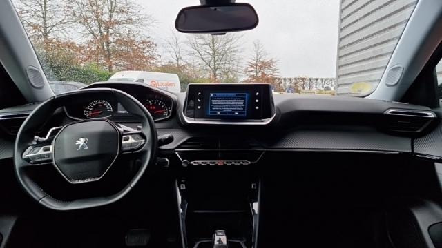 Peugeot 2008 image 6