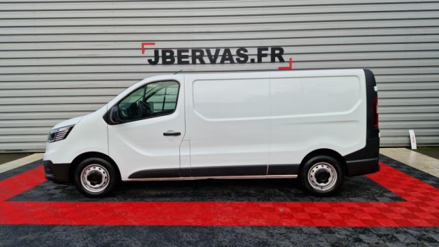Renault Trafic image 9