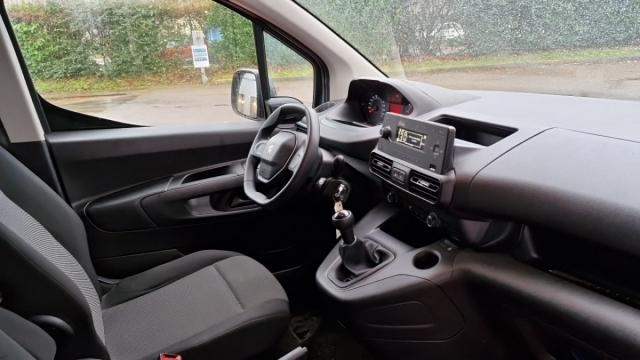 Peugeot Partner image 6