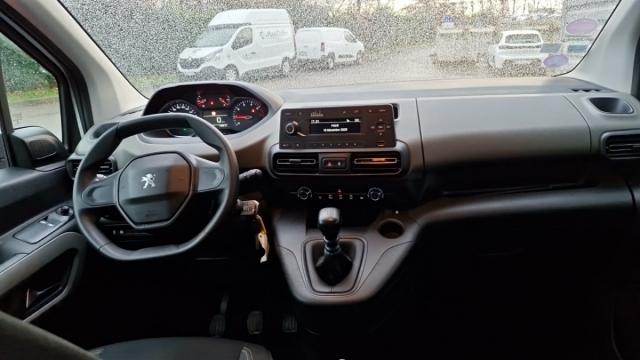 Peugeot Rifter image 7