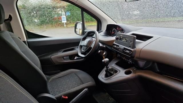 Peugeot Rifter image 4