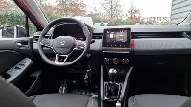 Renault Clio image 9