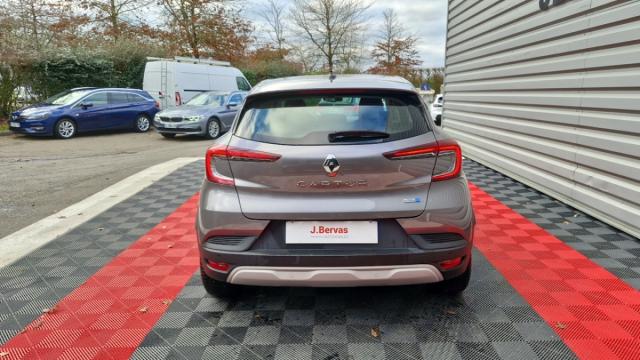 Renault Captur image 2
