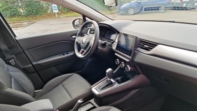 Renault Captur image 9