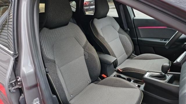 Renault Captur image 7