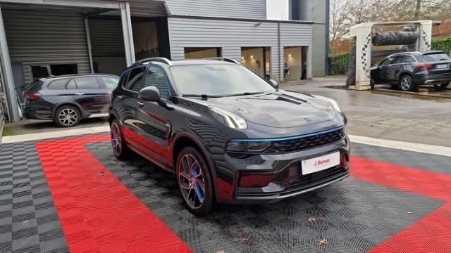 Lynk & Co 01 image 8