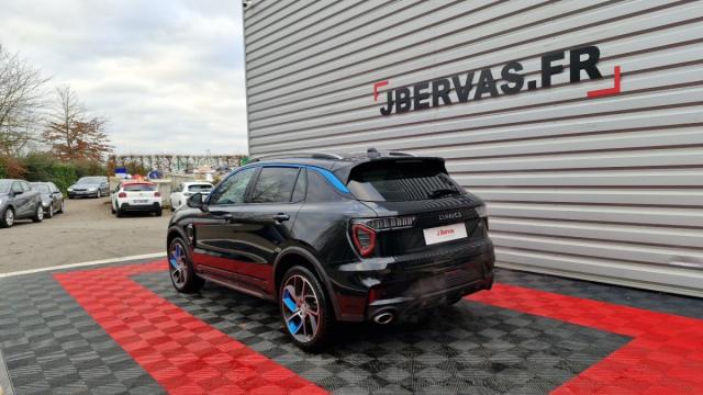 Lynk & Co 01 image 6