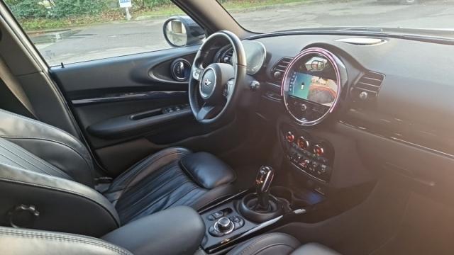 Mini Clubman image 3