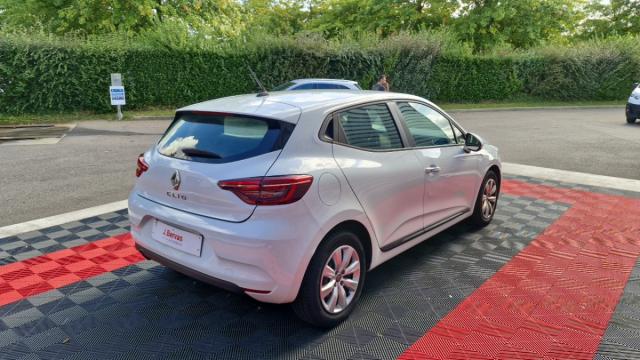 Renault Clio image 2