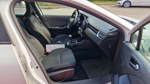 Renault Clio image 8