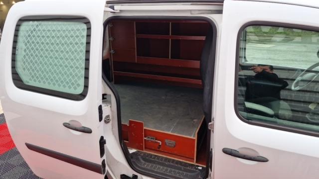 Renault Kangoo Express image 3