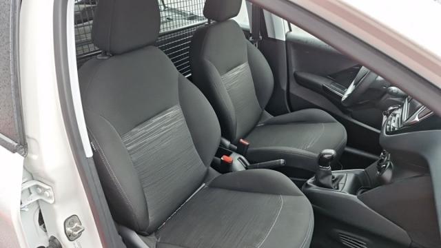 Peugeot 208 Affaire image 7