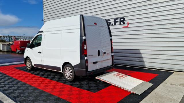 Renault Trafic image 4