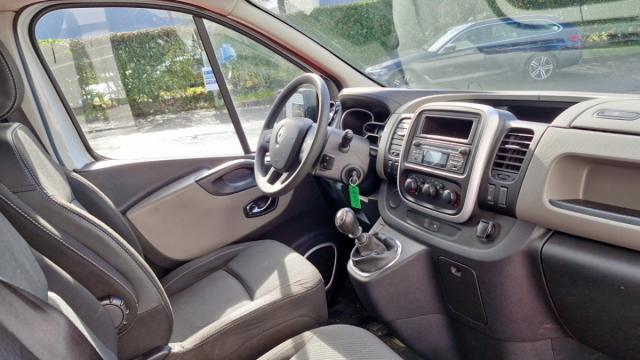 Renault Trafic image 1