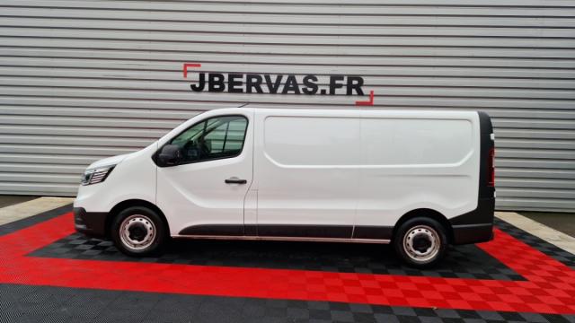 Renault Trafic image 4