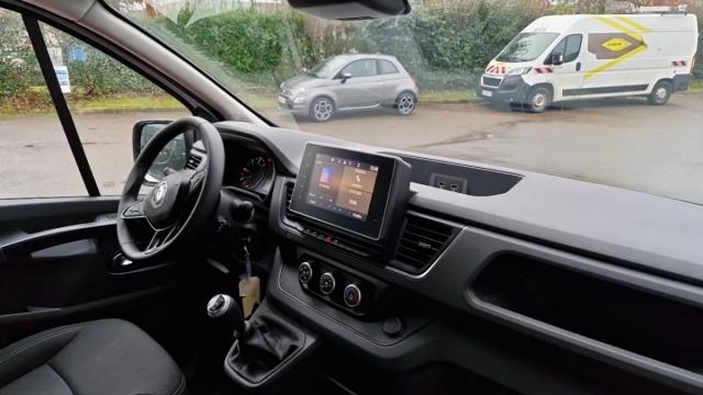 Renault Trafic image 8