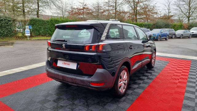 Peugeot 5008 image 7