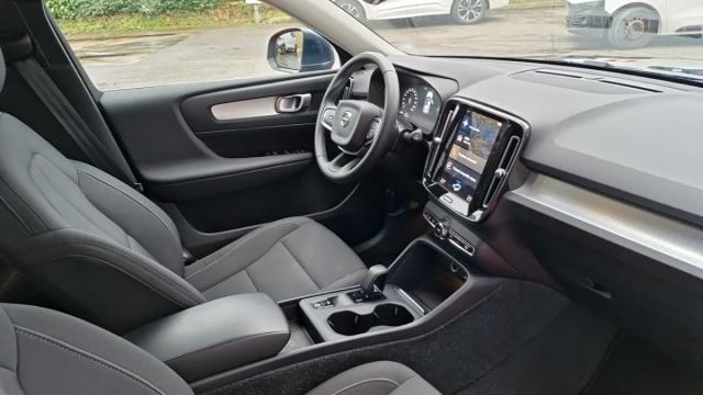 Volvo Xc40 image 2