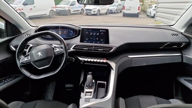 Peugeot 3008 image 2