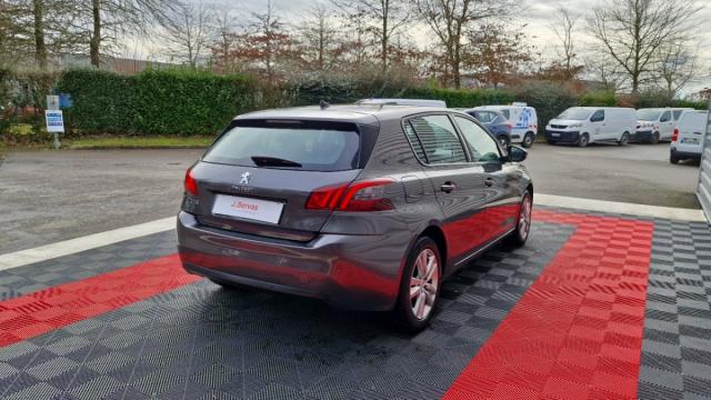 Peugeot 308 image 6