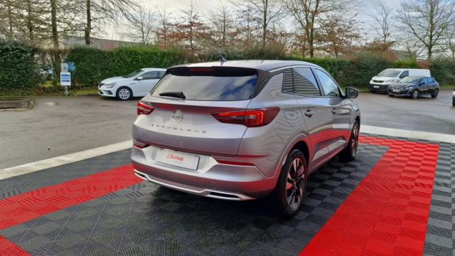 Opel Grandland image 9