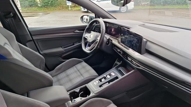 Volkswagen Golf image 7