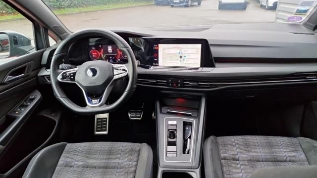 Volkswagen Golf image 4