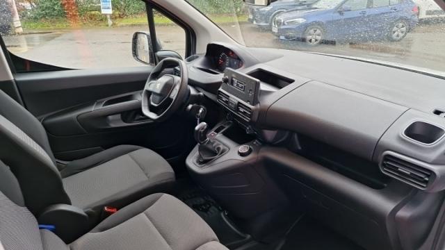 Peugeot Partner image 8