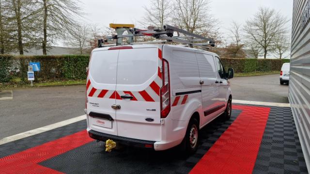 Ford Transit Custom image 6