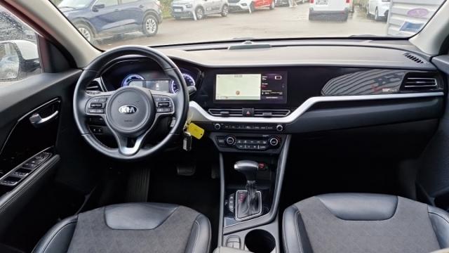 Kia Niro image 9