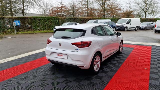 Renault Clio image 1