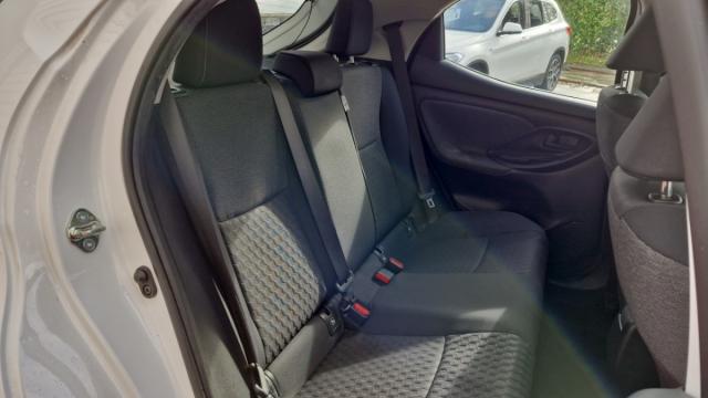 Toyota Yaris image 8