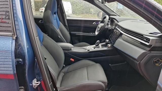 Lynk & Co 01 image 4