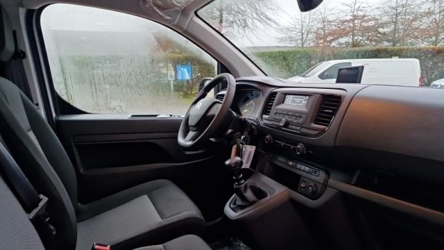 Citroen Jumpy image 6