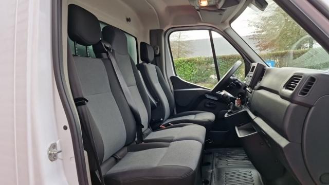 Renault Master image 6