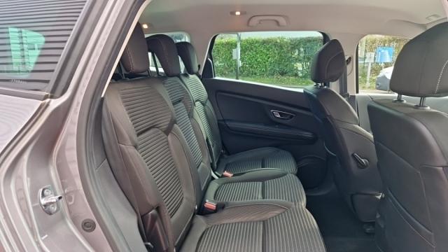 Renault Grand Scénic image 8