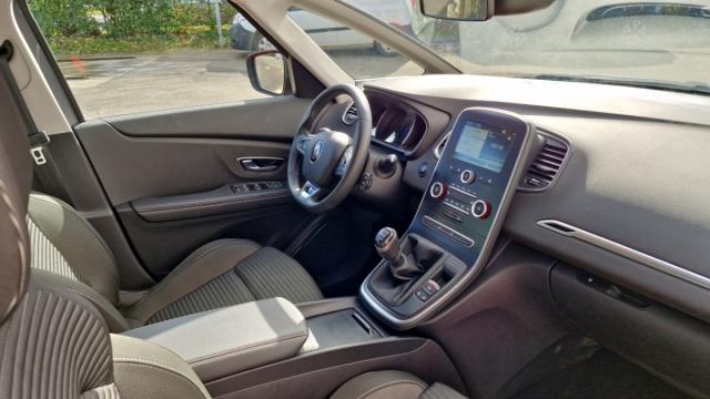 Renault Grand Scénic image 4