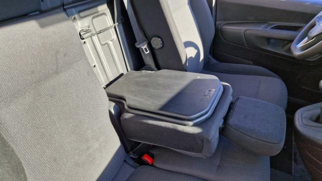 Opel Combo Cargo image 9