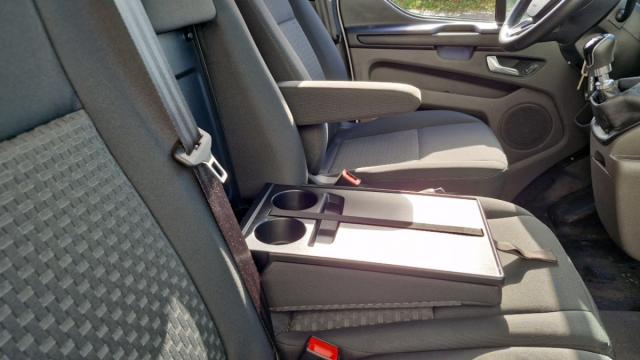 Ford Transit Custom image 8