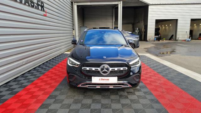 Mercedes Benz Gla image 1