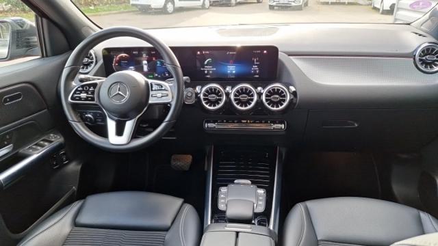 Mercedes Benz Gla image 2