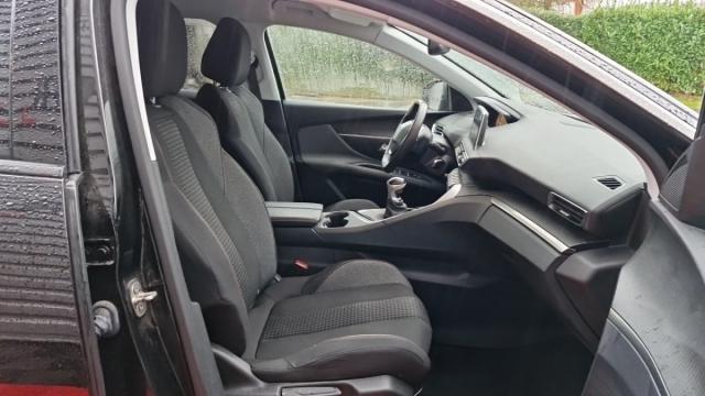 Peugeot 3008 image 9