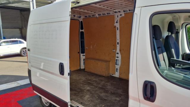 Peugeot Boxer image 8